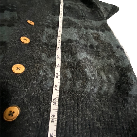 Tejidos Ruminahui Men's Button Cardigan 100% Wool Sweater Lama Pattern M/L - Picture 10 of 10